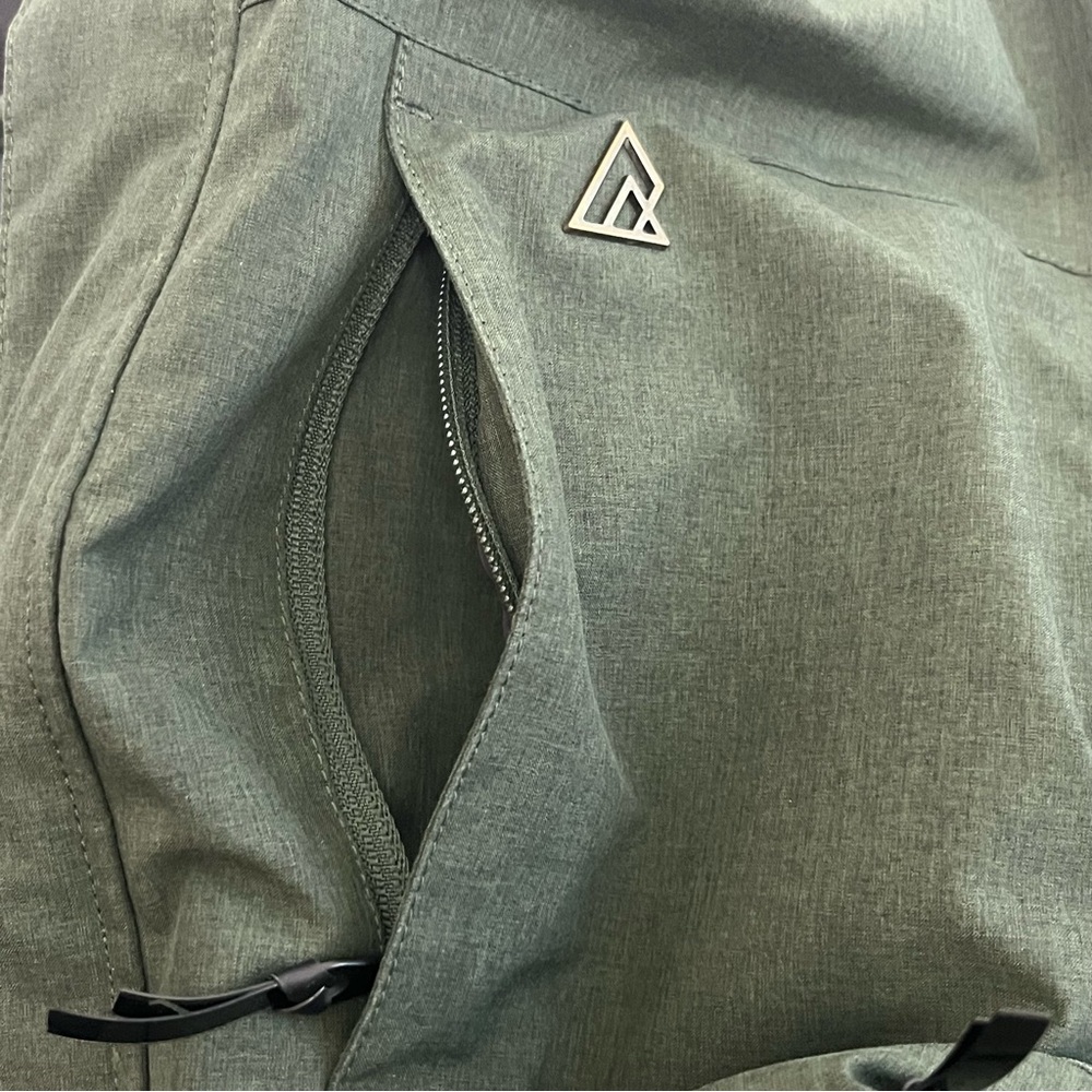 RIPZONE Hooded 8K Ski Jacket Men’s - Picture 9 of 16